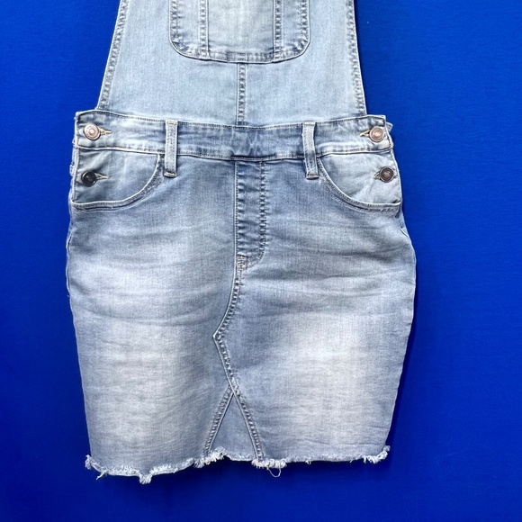 |•KANCAN•| Denim Overalls Skirt/Romper Stretch Size Medium - Picture 5 of 12